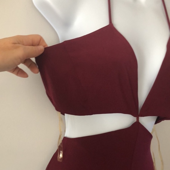 NEW L’Atiste by Amy Burgundy Wide Leg Jumpsuit Cutouts Halter Fully Lined Size S - Picture 6 of 16